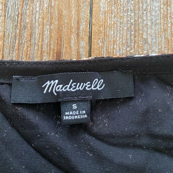 Madewell Velvet Tulip-Sleeve Ruffle Top in Petite Blooms - Picture 7 of 10